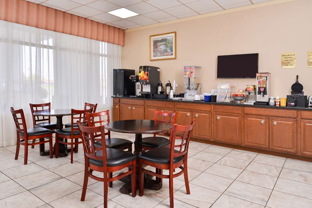 Econo Lodge Baton Rouge Prairieville Restaurant photo