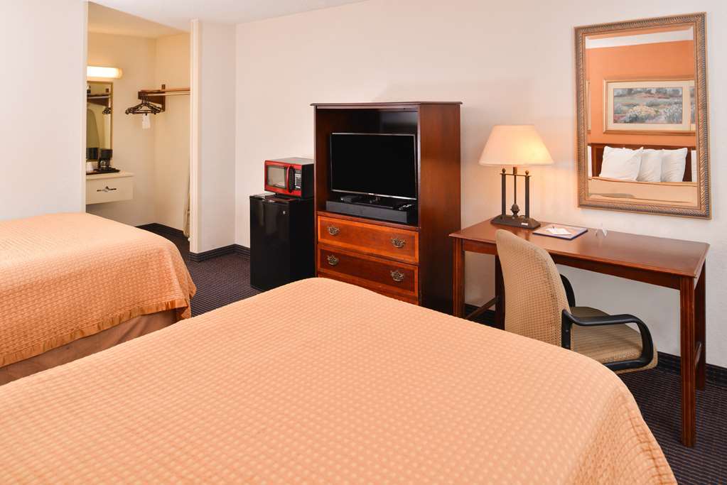 Econo Lodge Baton Rouge Prairieville Room photo
